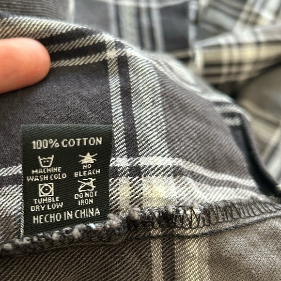 Dixxon The Lineman Fire Resistant Flannel in Black/Grey Plaid Size 2X - Picture 8 of 8